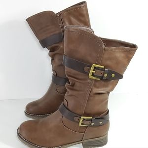 GLOBALWIN Women's Lace Up Back Knee High Fashion Boot